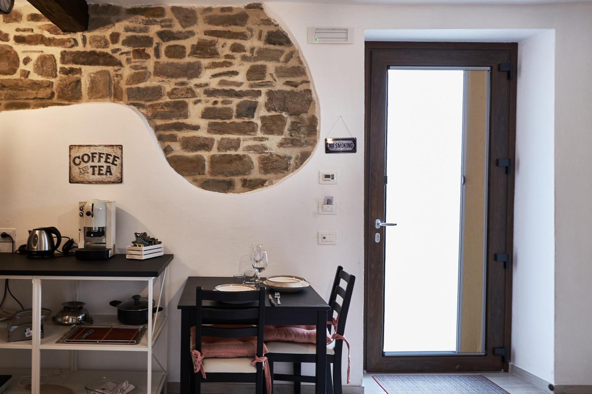 Eureka Room & Breakfast Pietrapertosa Buitenkant foto